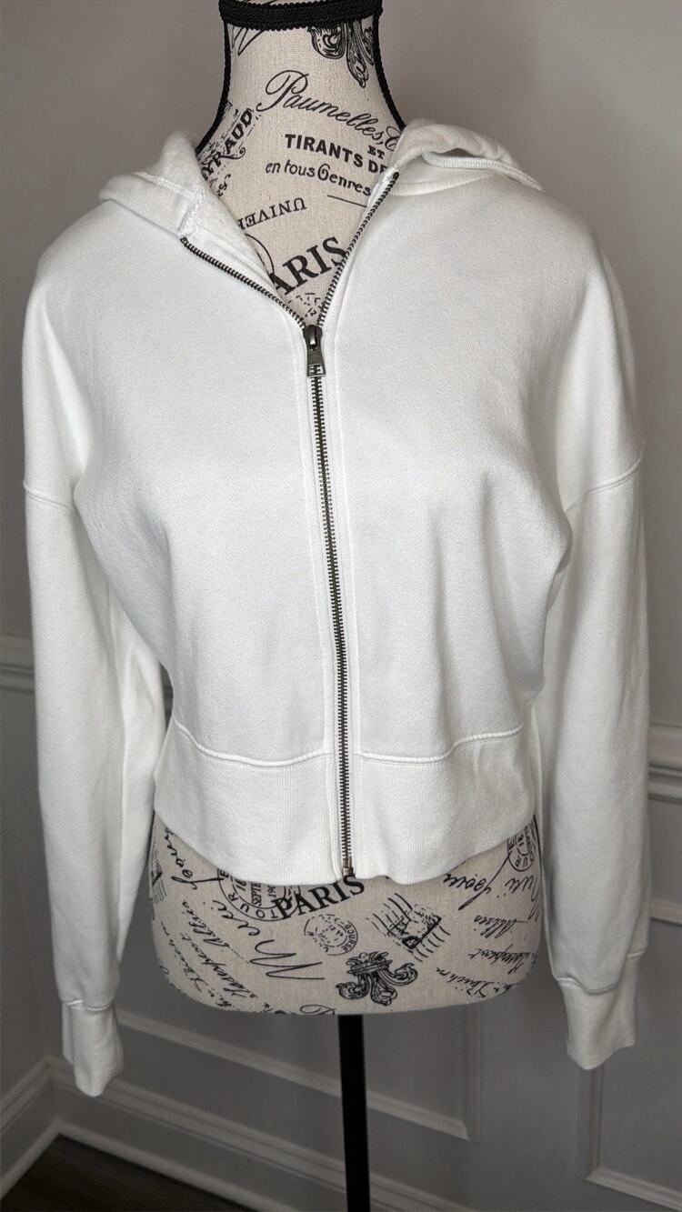 Universal Thread Women’s Cropped Hoodie Small White Full Zip Drop Shoulde